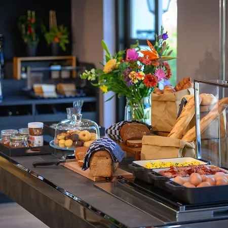 Campanile Hotel&restaurant 3*