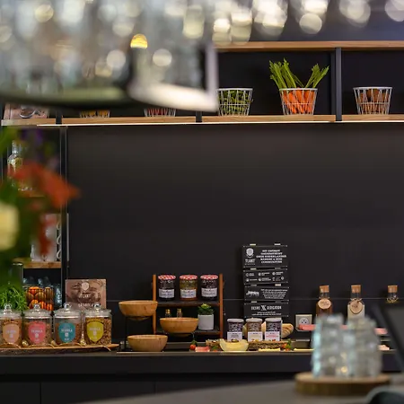 Campanile Hotel&restaurant 3* Eindhoven