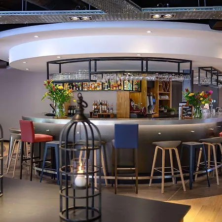 Campanile Hotel&restaurant 3*
