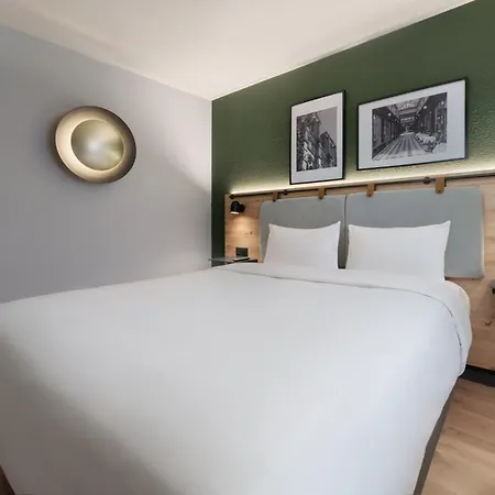 Campanile Hotel&restaurant 3* Eindhoven