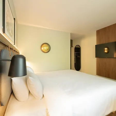 Campanile & Restaurant 3*