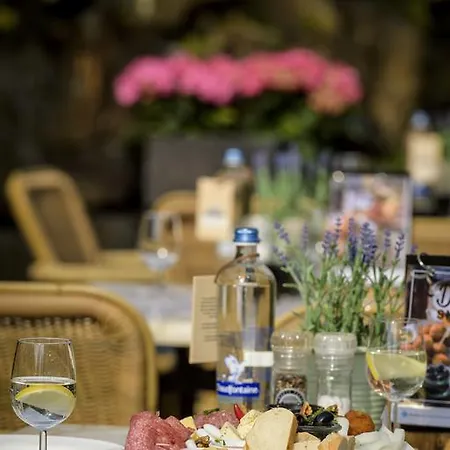 ホテル カンパニール ホテル&レストラン アイントホーヴェン アイントホーフェン