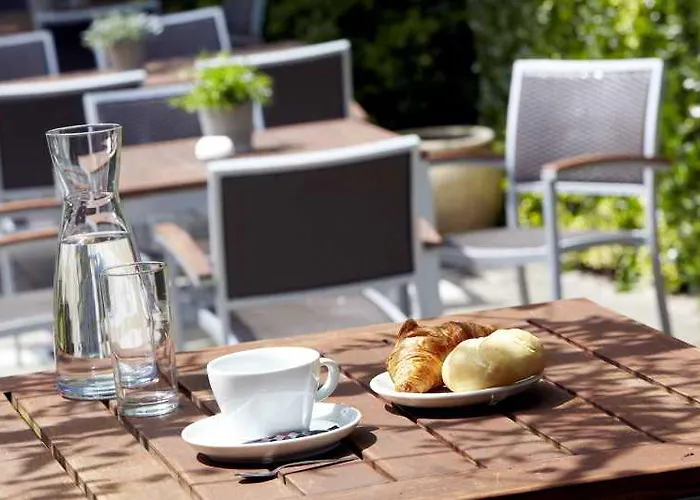 Campanile & Restaurant