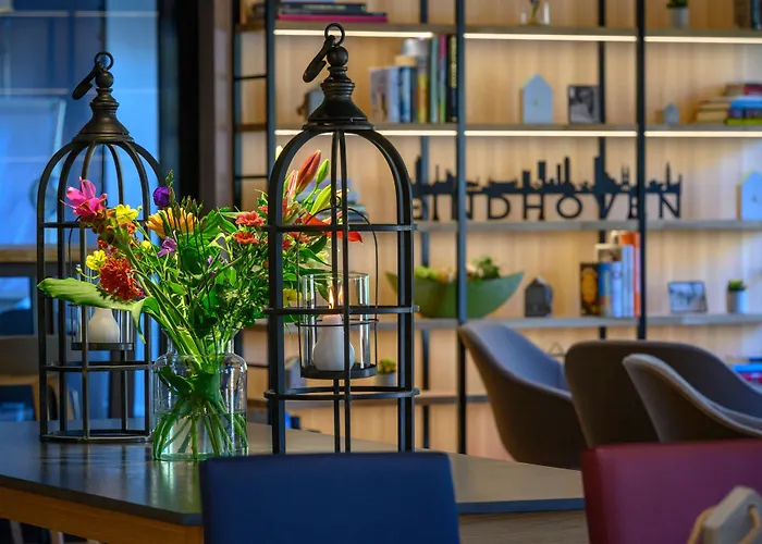 Campanile & Restaurant 3*