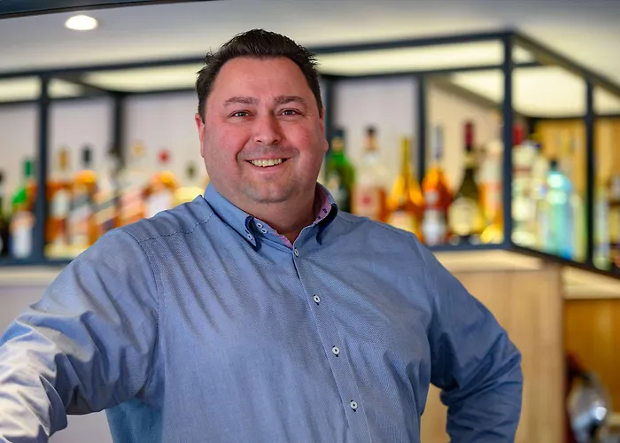 Campanile & Restaurant 3*