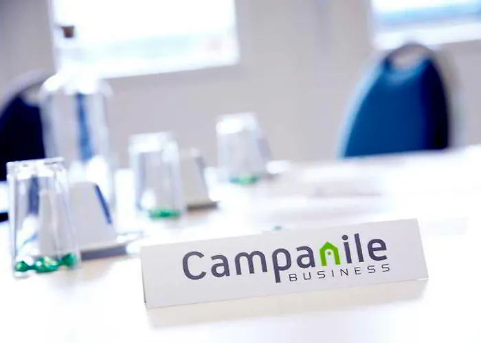 Campanile & Restaurant 3*