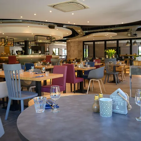 Campanile & Restaurant