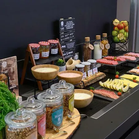 Hotel Campanile & Restaurant Eindhoven