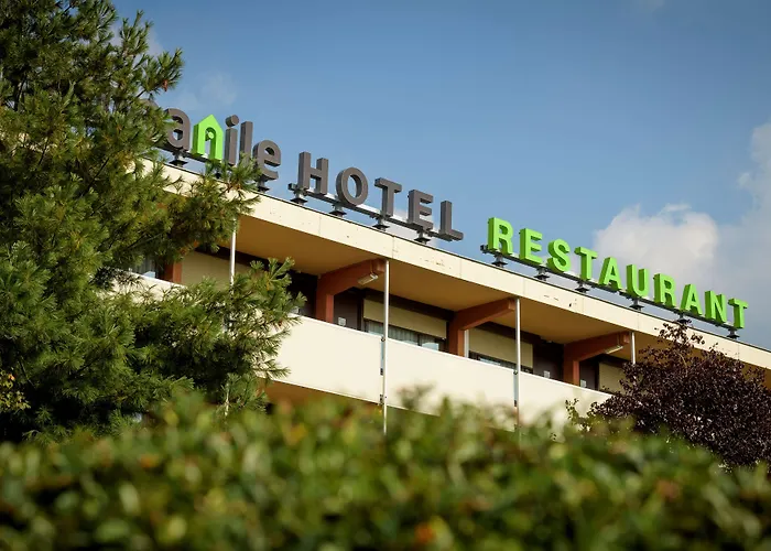 Otel Campanile & Restaurant Eindhoven