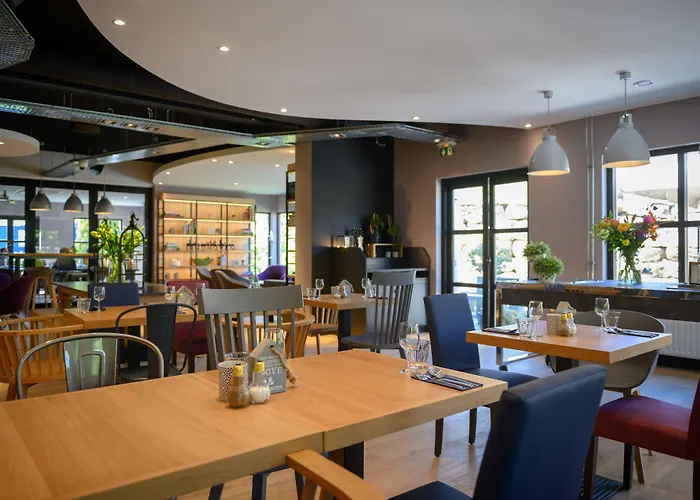 Otel Campanile & Restaurant