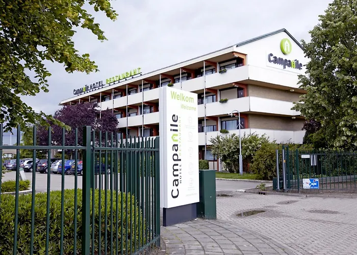 Otel Campanile & Restaurant 3*